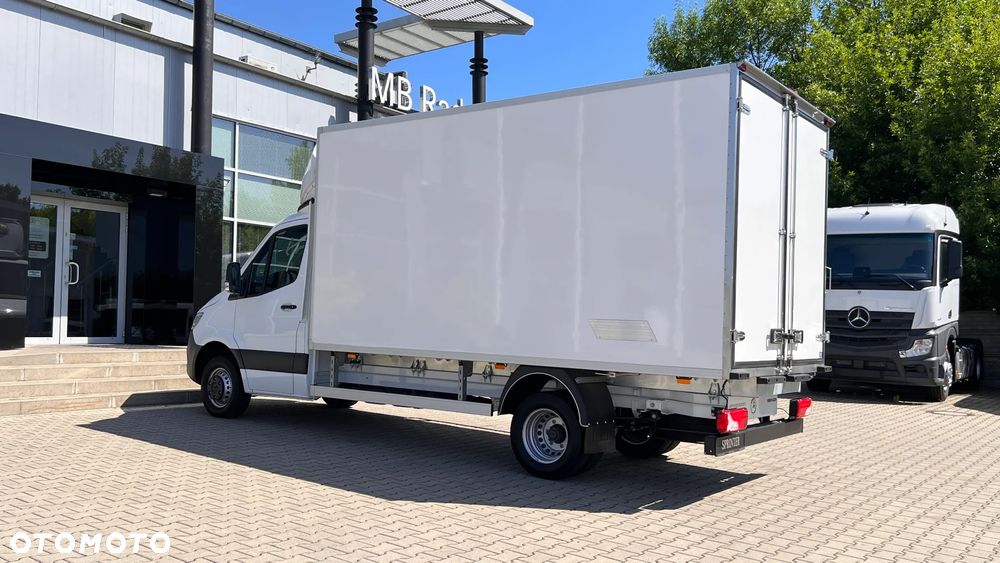 Mercedes-Benz Sprinter 519 CDI - 8