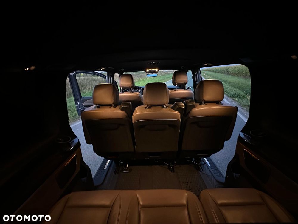 Mercedes-Benz Klasa V 300 d 9G-Tronic Avantgarde (ekstra dł) - 32