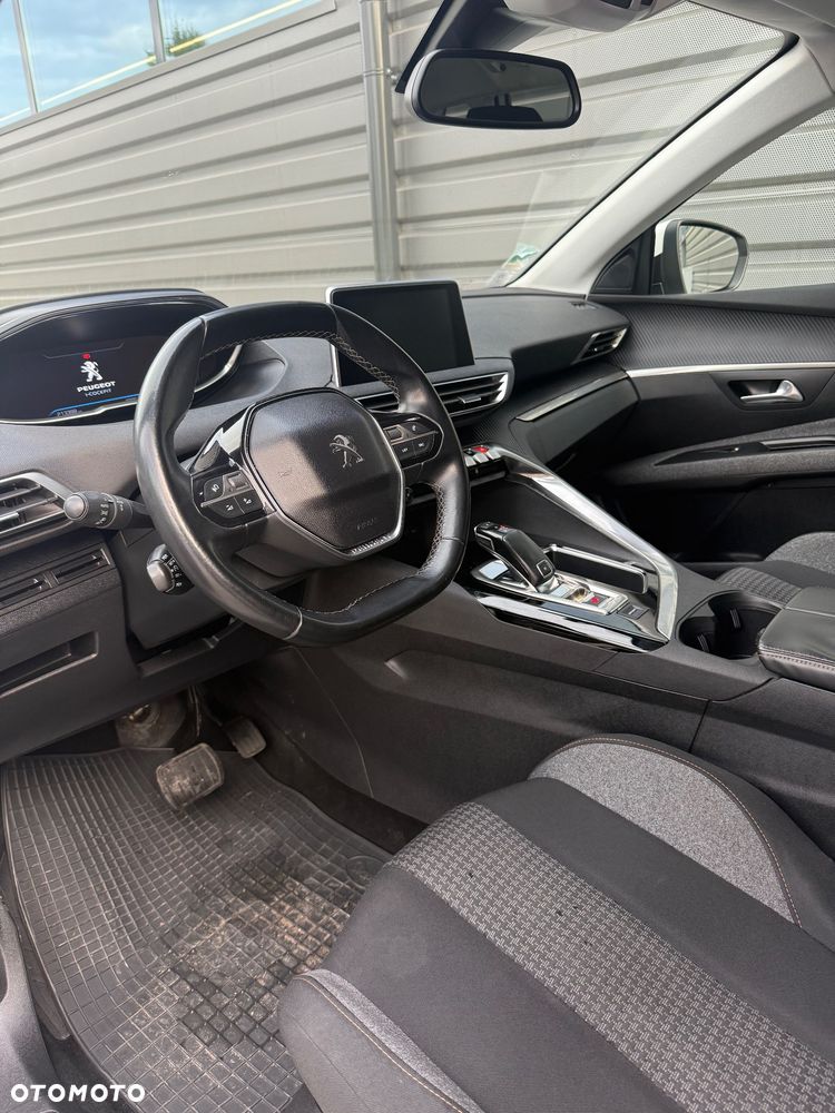 Peugeot 5008 - 9