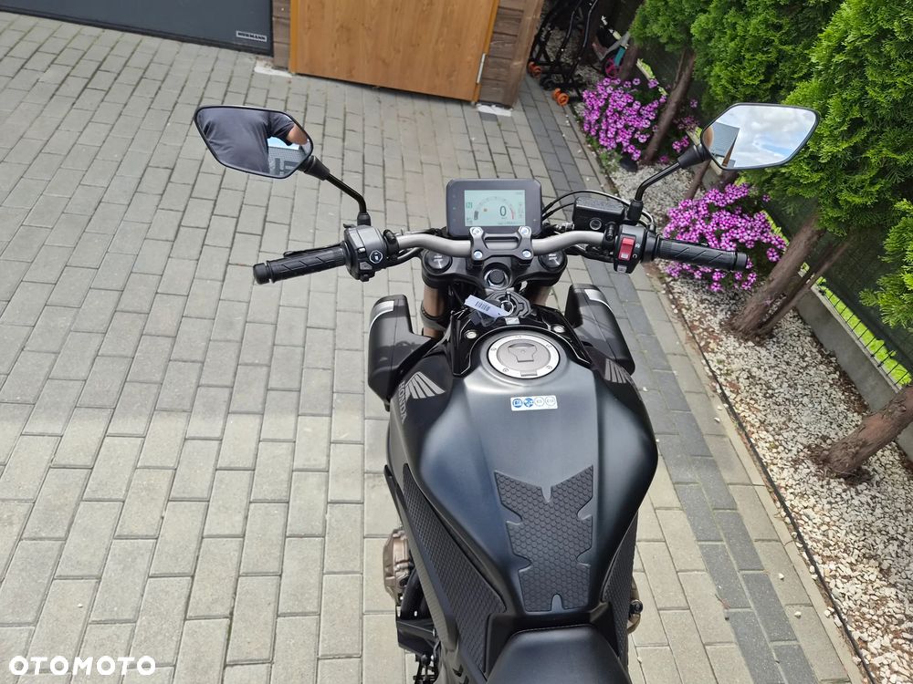 Honda CB - 19