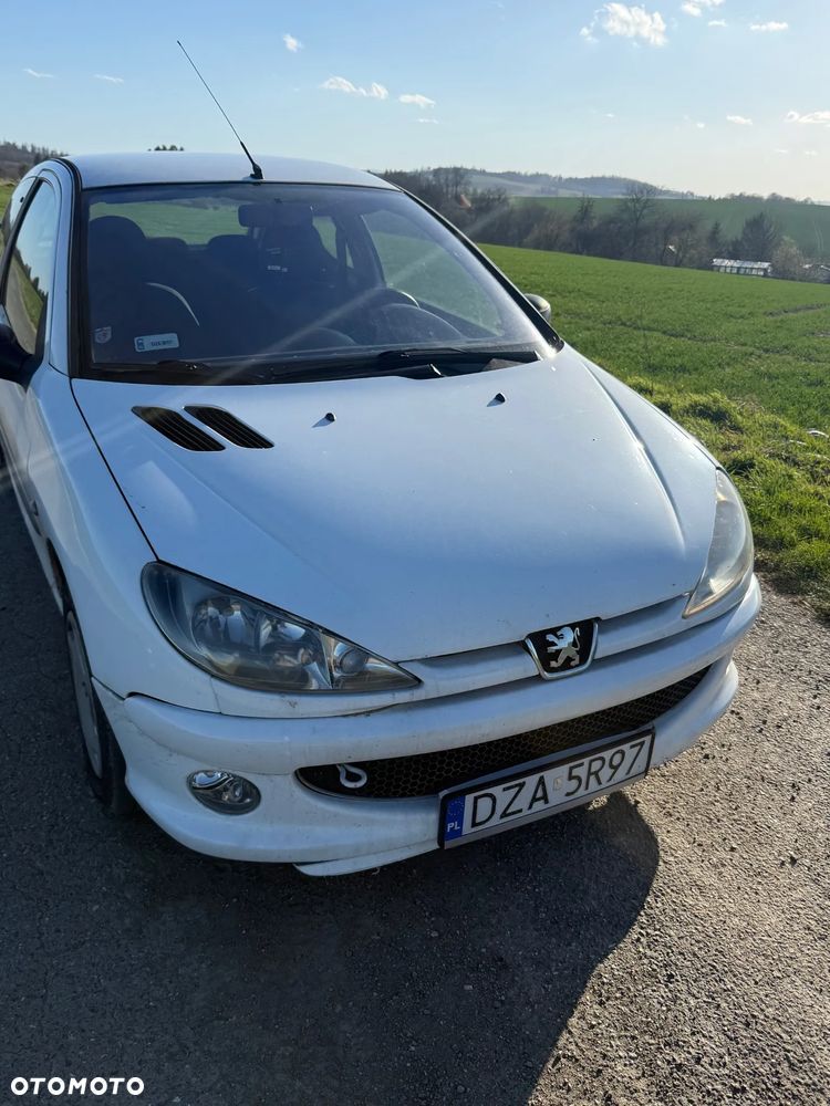 Peugeot 206 - 3