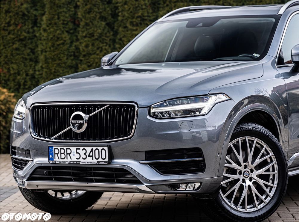 Volvo XC 90 B5 D AWD Geartronic Momentum Pro - 13