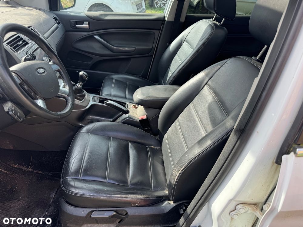 Ford Kuga 2.0 TDCi 4x4 Titanium - 7