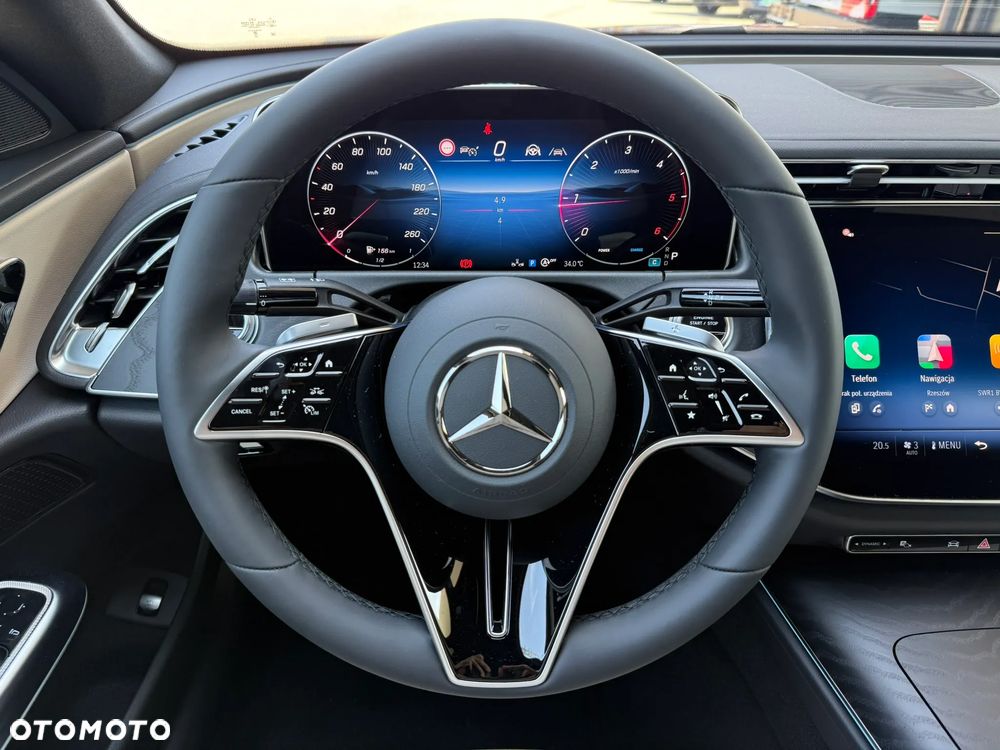 Mercedes-Benz Klasa E - 17