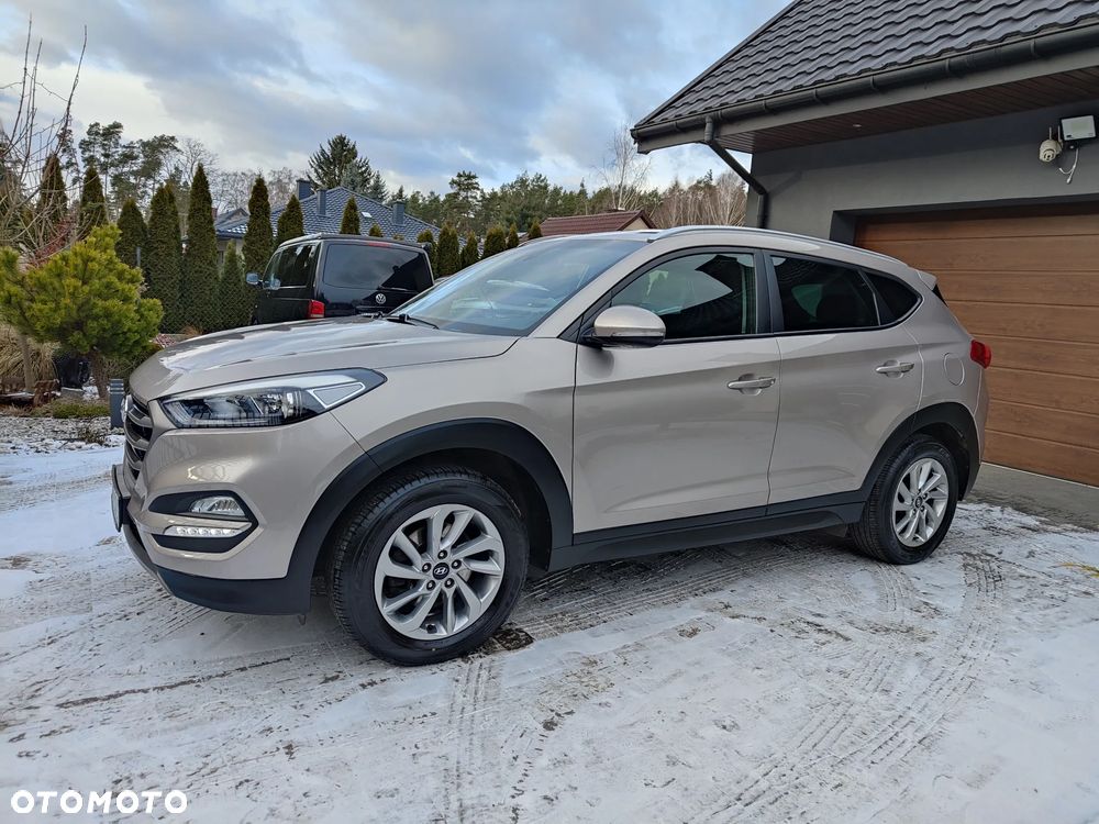 Hyundai Tucson 2.0 CRDI Comfort 4WD - 22