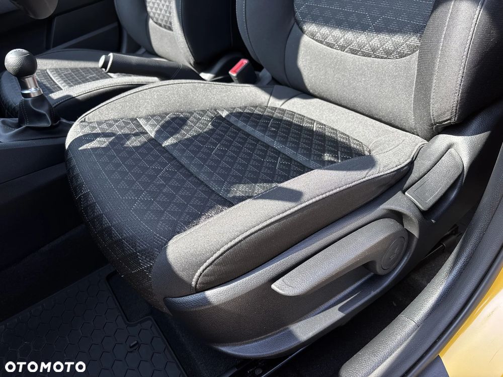 Kia Rio 1.2 M - 13