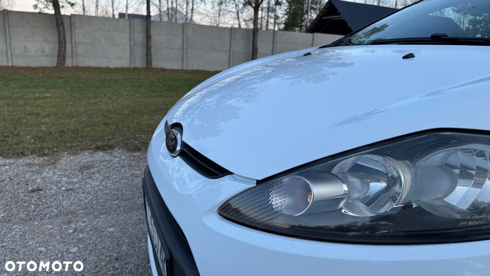 Ford FIESTA - 13