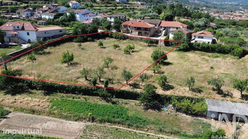 Terreno em Vilar de Nantes de 2950,00 m2 - Grande imagem: 3/9