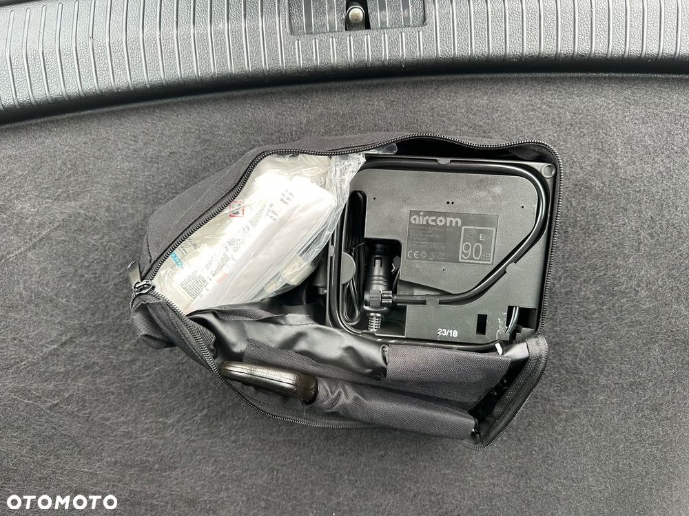 Volkswagen Golf Sportsvan SV 1.0 TSI Trendline - 24