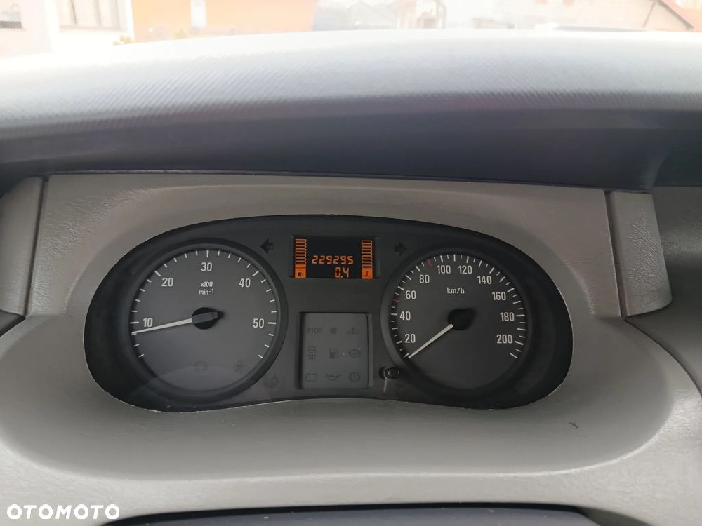 Opel Vivaro 2.0 CDTI 115KM - 19