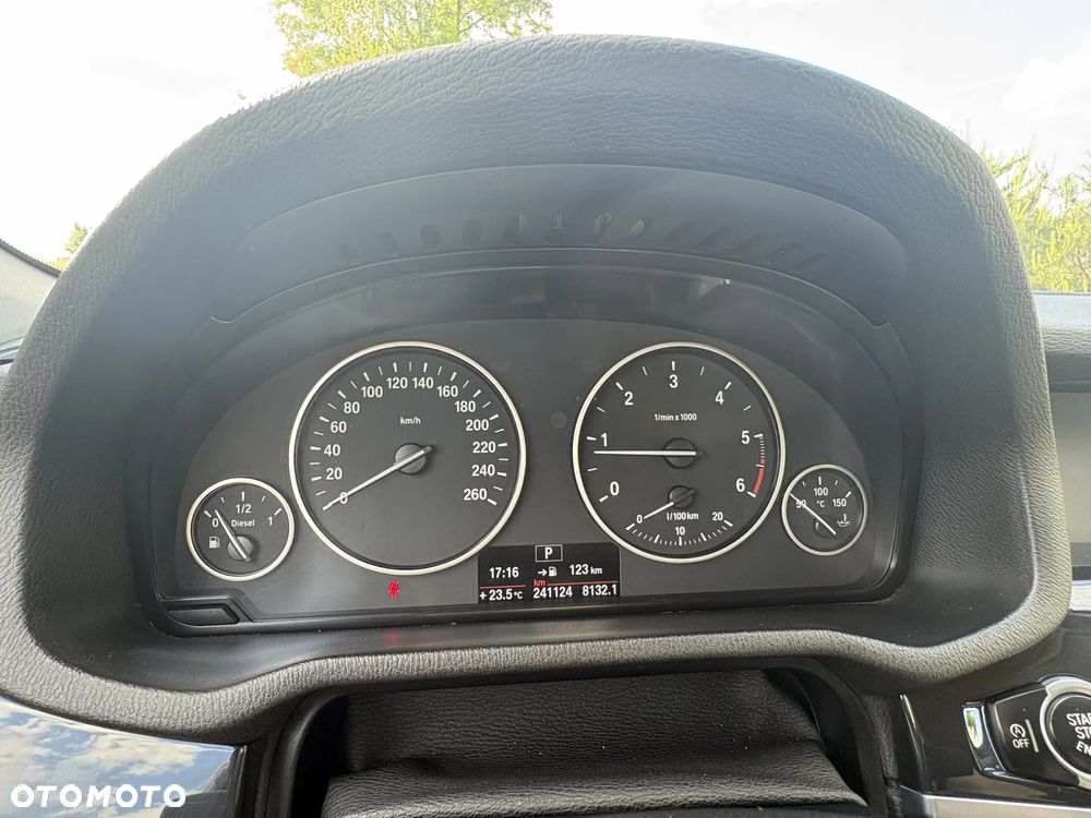 BMW X3 xDrive20d - 11