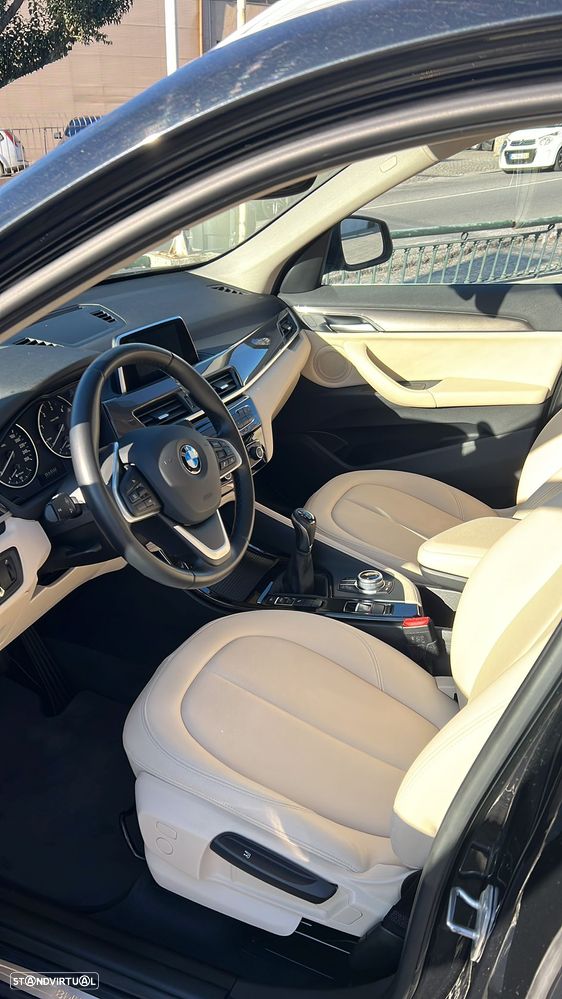 BMW X1 16 d sDrive Line Sport - 8