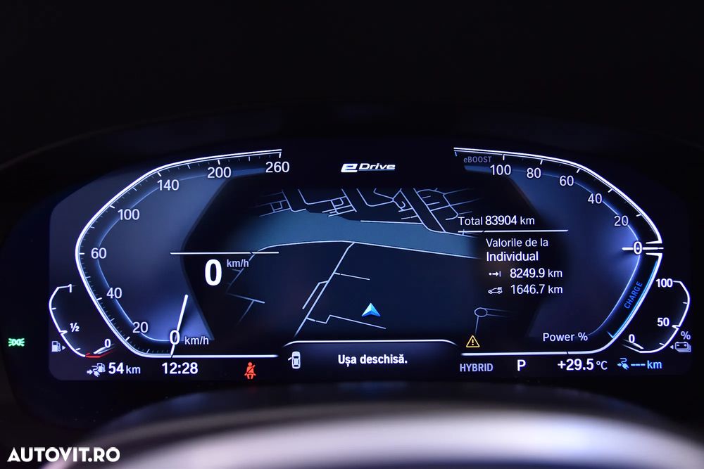 BMW Seria 5 530e xDrive Touring Aut. - 10