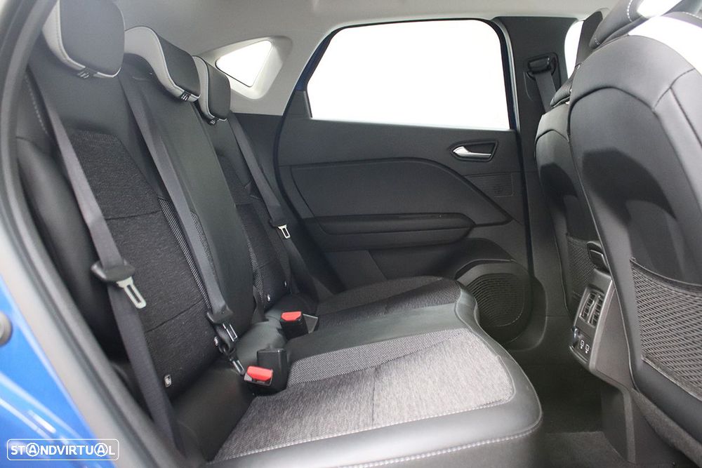 Renault Captur 1.0 TCe Techno Bi-Fuel - 24