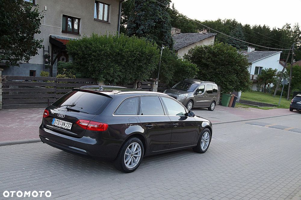 Audi A4 Avant 2.0 TDI DPF Attraction - 9