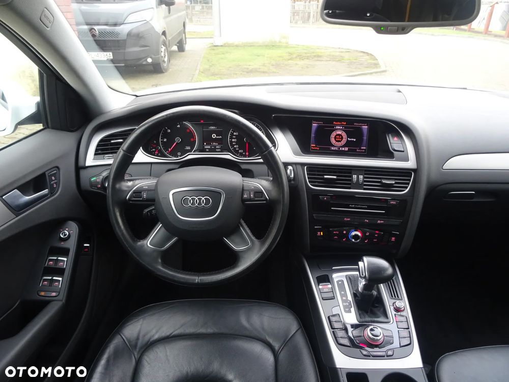 Audi A4 Limousine - 27