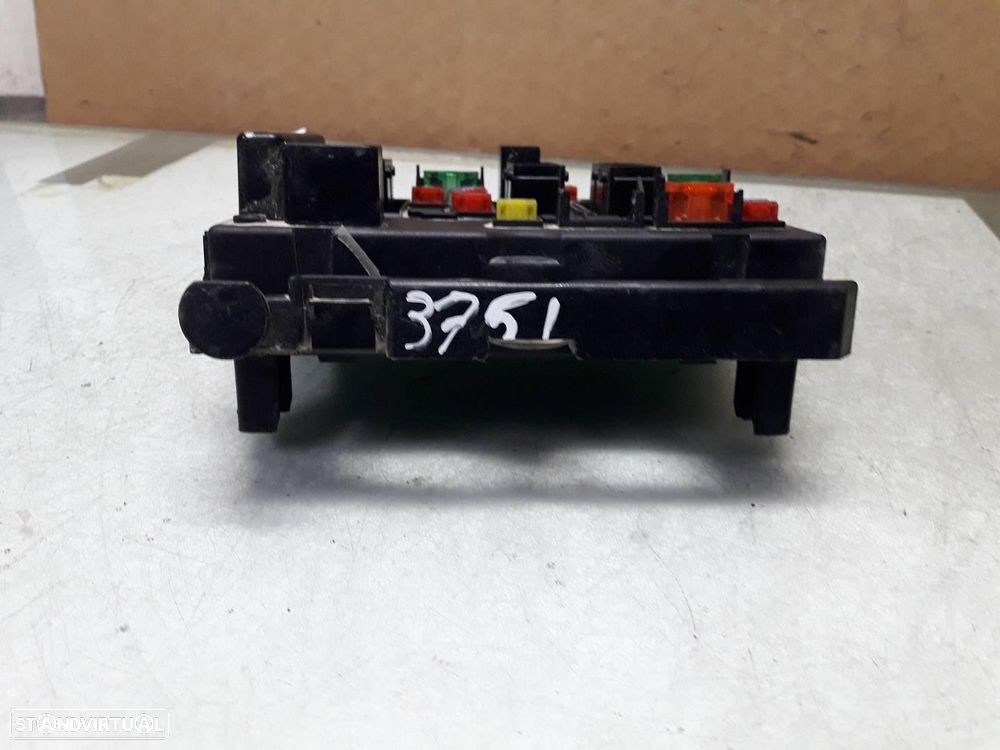 CAIXA RELÉS / FUSÍVEIS PEUGEOT 307 2002 -9657608880 - 4