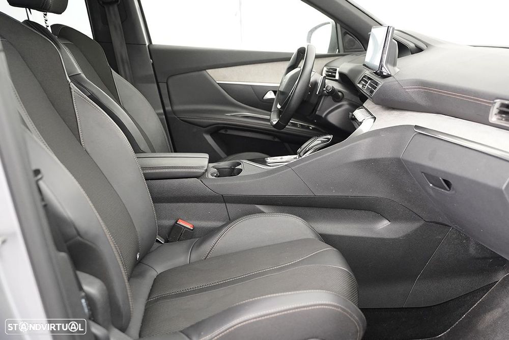 Peugeot 3008 1.2 PureTech GT EAT8 - 19