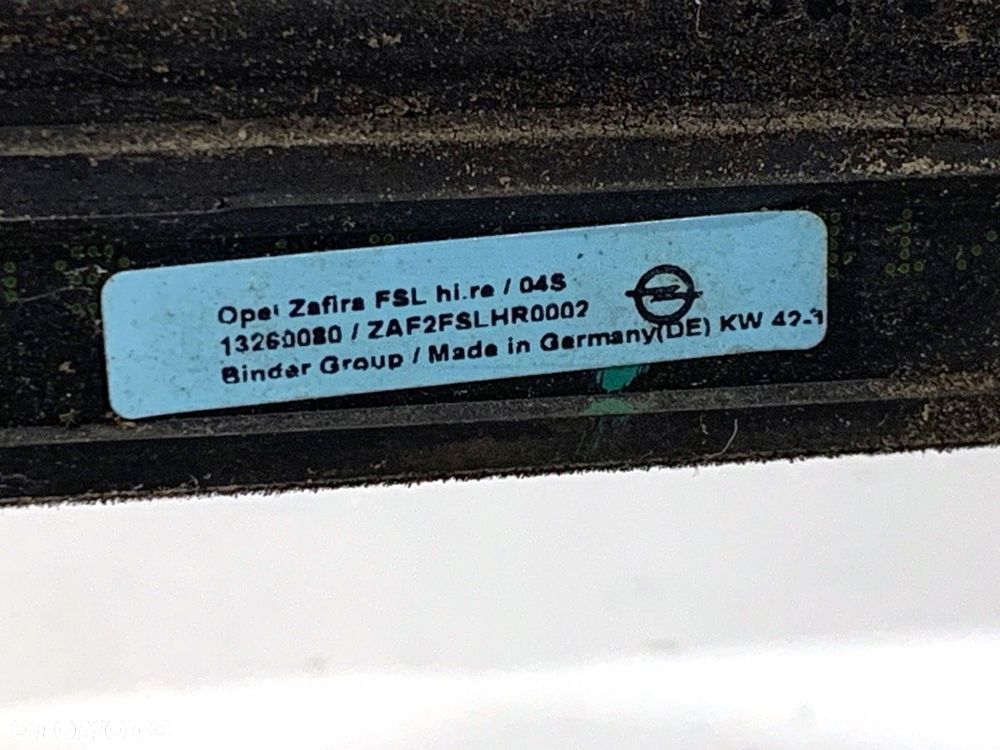LISTWA ZGARNIAJĄCA TYŁ PRAWY  OPEL ZAFIRA TOURER C (P12) 2011 - 2022 1.6 CDTI (75) 100 kW [136 KM] - 4