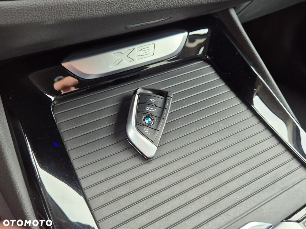 BMW X3 xDrive20i GPF xLine - 34