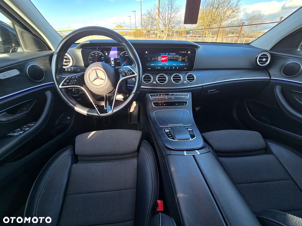 Mercedes-Benz Klasa E 220 d 4-Matic Avantgarde - 13