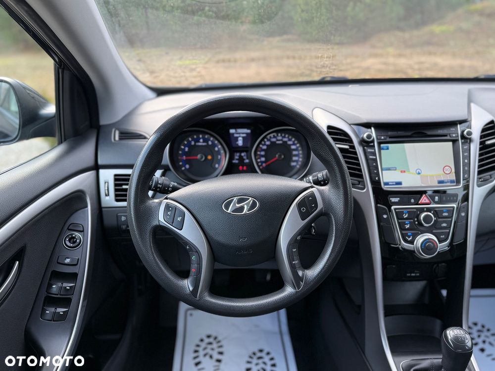 Hyundai i30 1.4 Comfort - 17