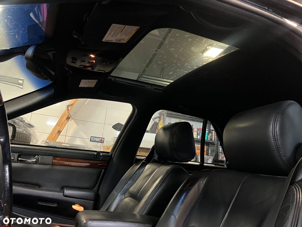 Cadillac Seville - 5