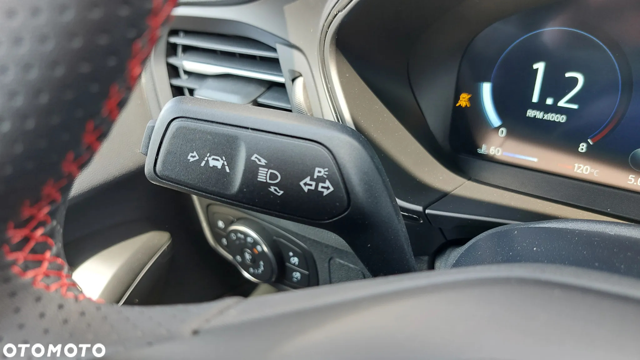 Ford Focus 1.0 EcoBoost mHEV ST-Line X - 19