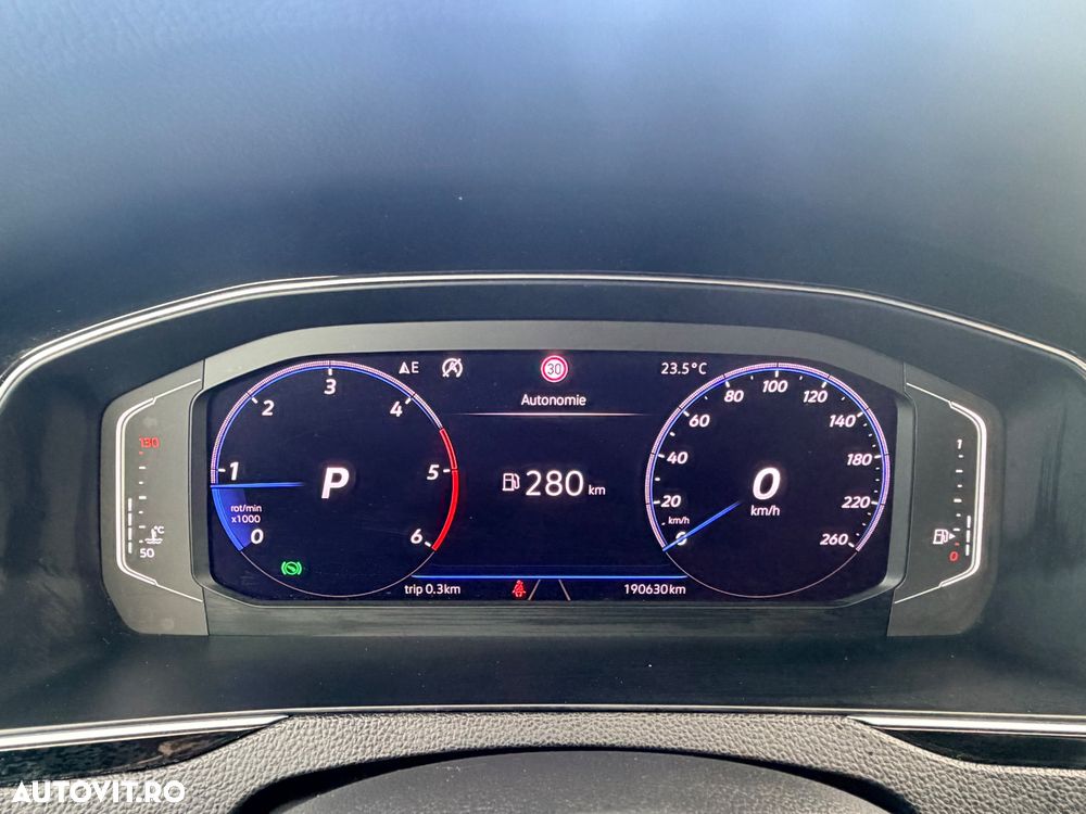 Volkswagen Passat 2.0 TDI DSG Comfortline - 18