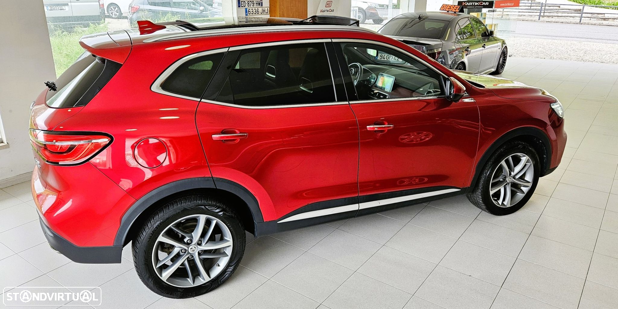 MG EHS 1.5 T-GDI Plug-in Hybrid Luxury - 9