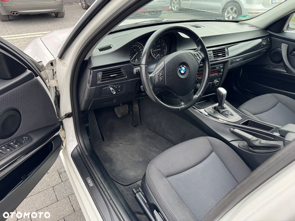 BMW Seria 3 - 15