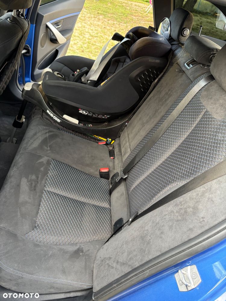 BMW Seria 3 320d M Sport - 9