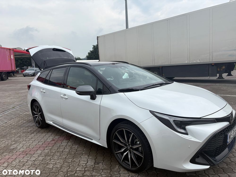 Toyota Corolla 2.0 Hybrid GR Sport - 13