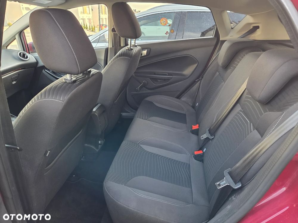 Ford Fiesta 1.0 EcoBoost Powershift Titanium - 8