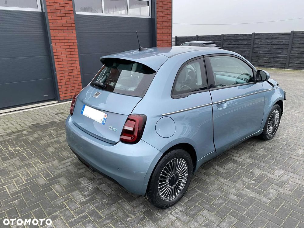 Fiat 500e La Prima - 4