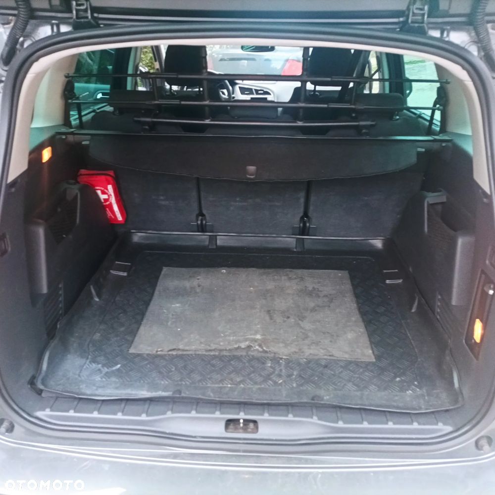 Peugeot 5008 e-HDI 115 ETG6 Stop&Start Allure - 6