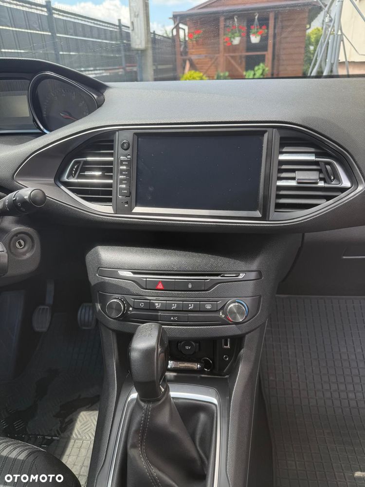Peugeot 308 1.2 VTi/PureTech Access - 19