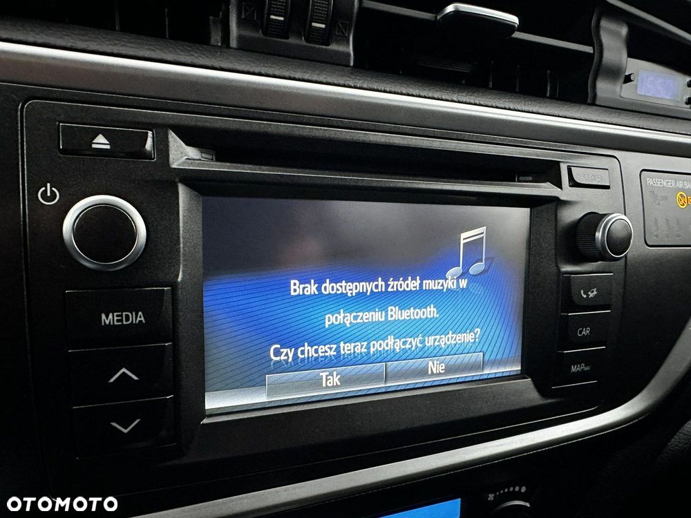 Toyota Auris 1.6 Valvematic Multidrive S Life Plus - 28