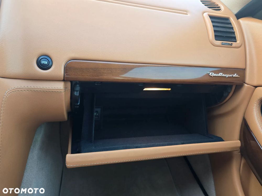 Maserati Quattroporte Sport GT Automatic - 21