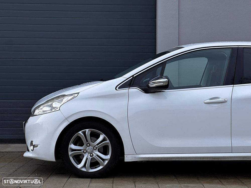 Peugeot 208 PureTech 82 Active - 1