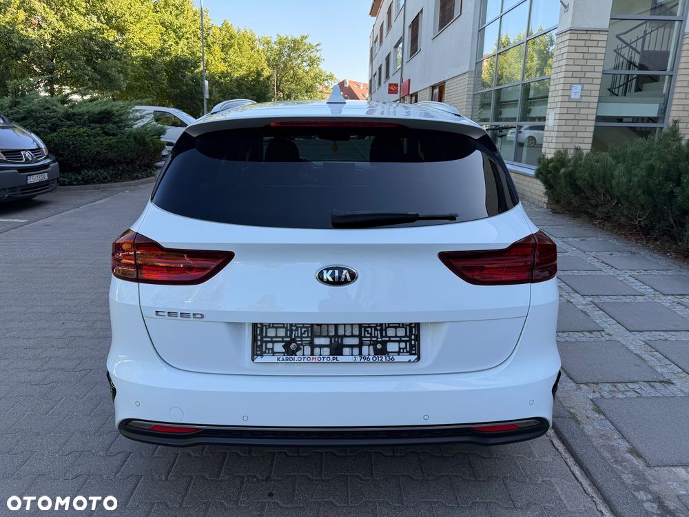 Kia Ceed 1.6 CRDi SCR L Business Line - 8