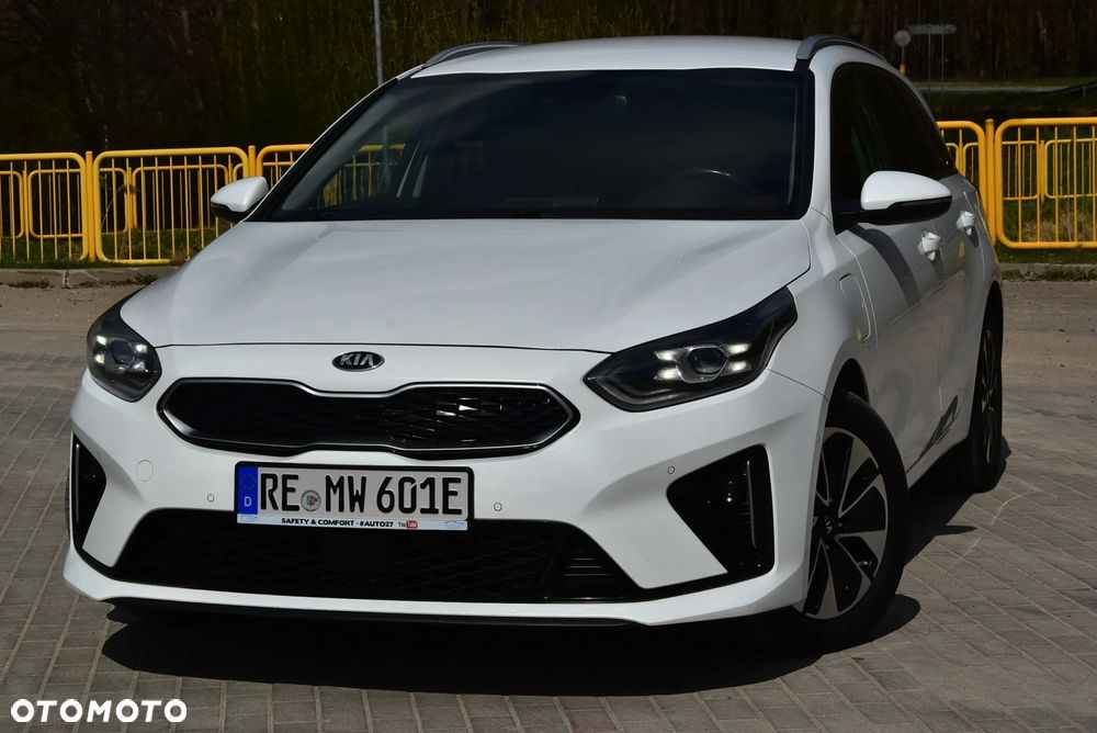 Kia Ceed 1.6 GDI DCT OPF Platinum Edition - 24