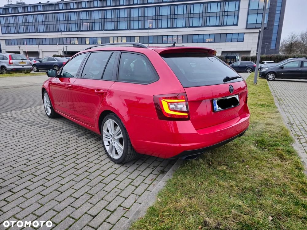 Skoda Octavia 2.0 TSI DSG RS 245 - 5