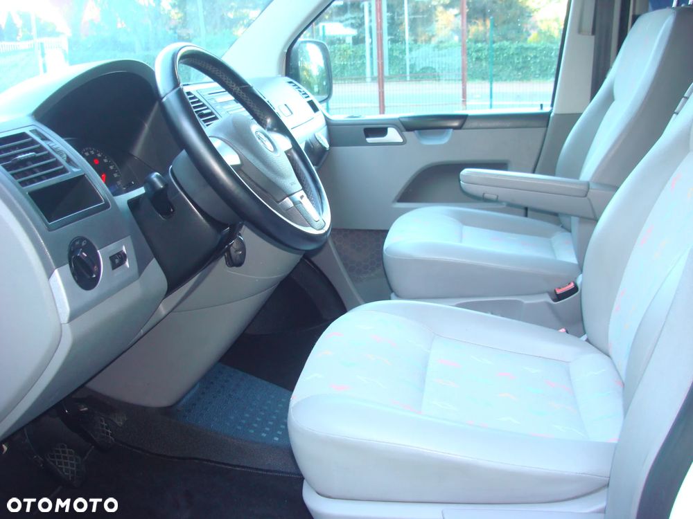 Volkswagen T5 - 11