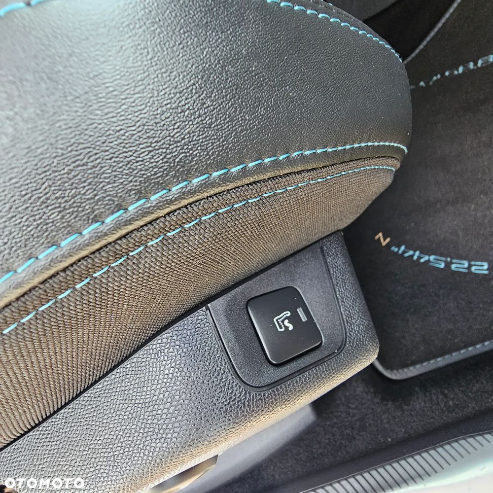 Peugeot 5008 1.6 PureTech Crossway S&S EAT8 - 22