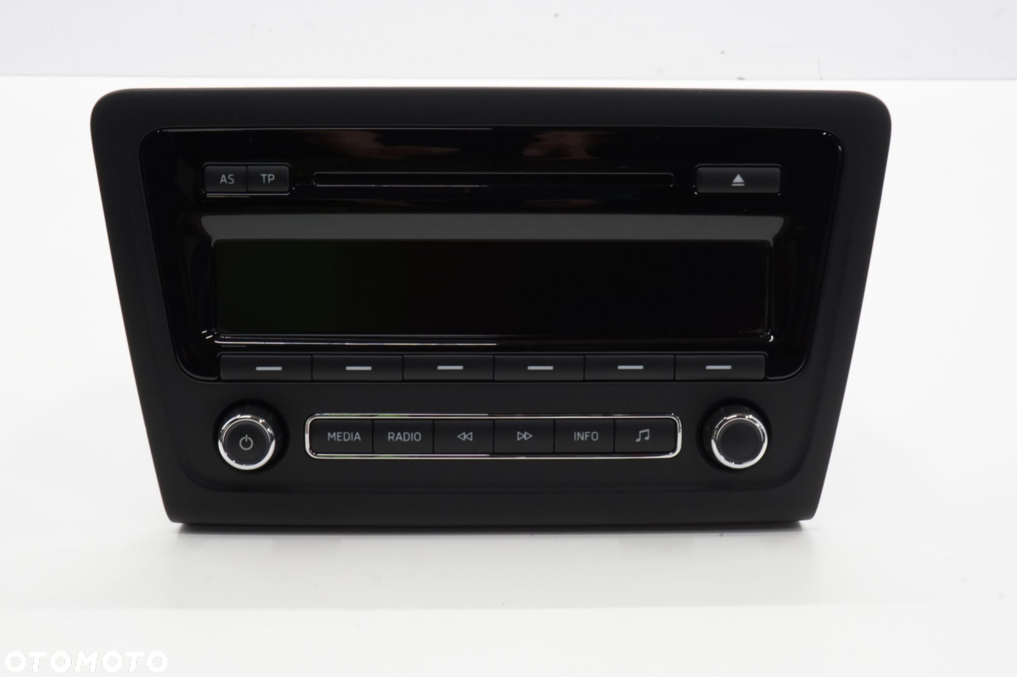 SKODA RAPID 13R RADIO CD 5J0035161E - 1