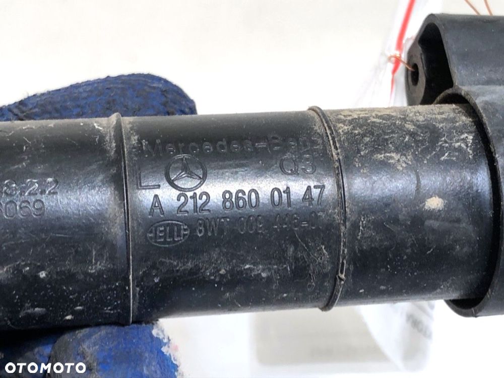 SPRYSKIWACZ REFLEKTORA LEWY PRZÓD  MERCEDES-BENZ KLASA E T-Model (S212) 2009 - 2016 E 200 CDI / - 4