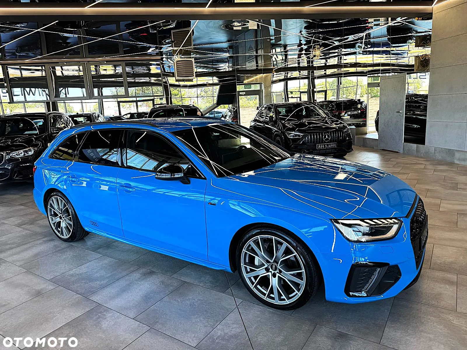 Audi A4 Avant 40 TDI quattro S tronic S line - 11