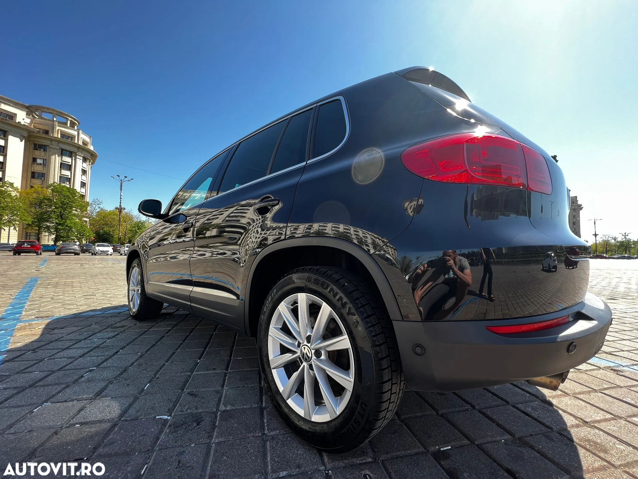 Volkswagen Tiguan 2.0 TDI DPF BlueMotion Technology Sport & Style - 10