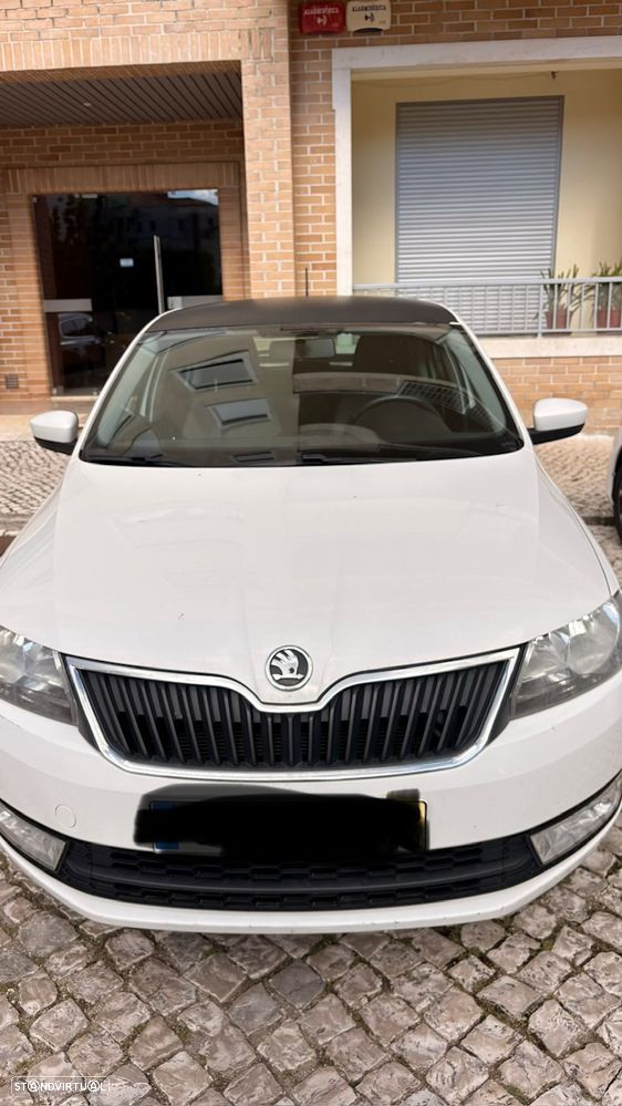 Skoda Rapid 1.6 TDI Active - 6